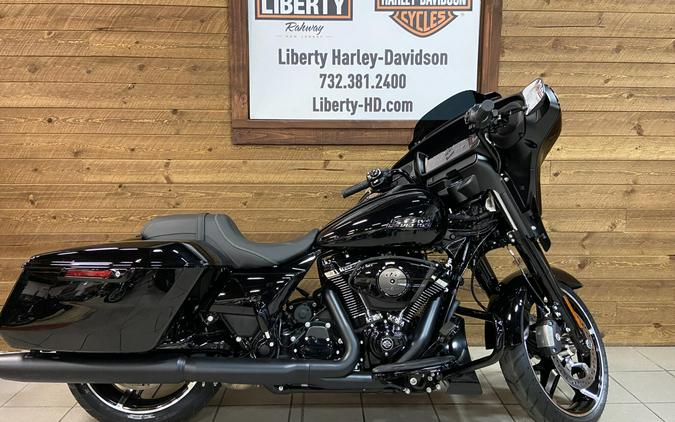 2026 Harley-Davidson® Street Glide® Vivid Black Black Trim FLHX