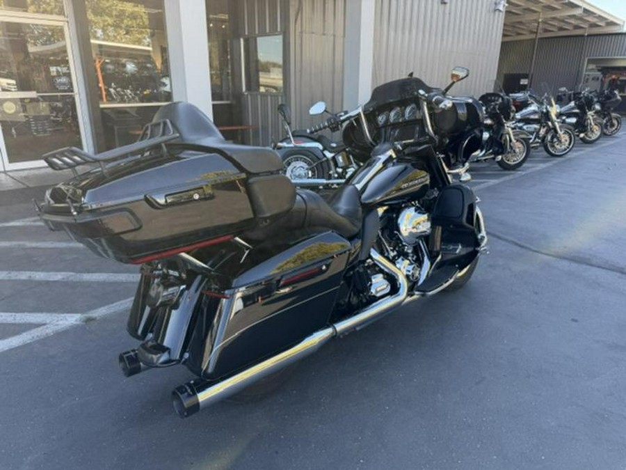 2016 Harley-Davidson® FLHTKL - Ultra Limited Low