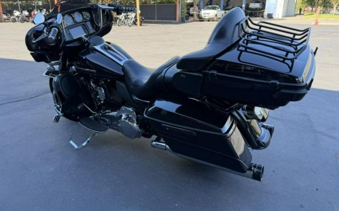 2016 Harley-Davidson® FLHTKL - Ultra Limited Low