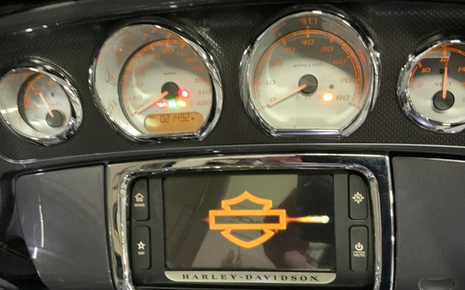 2014 Harley-Davidson Street Glide FLHXS Special