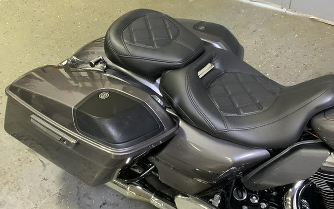 2014 Harley-Davidson Street Glide FLHXS Special