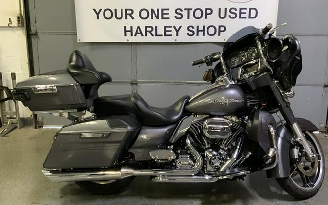 2014 Harley-Davidson Street Glide FLHXS Special