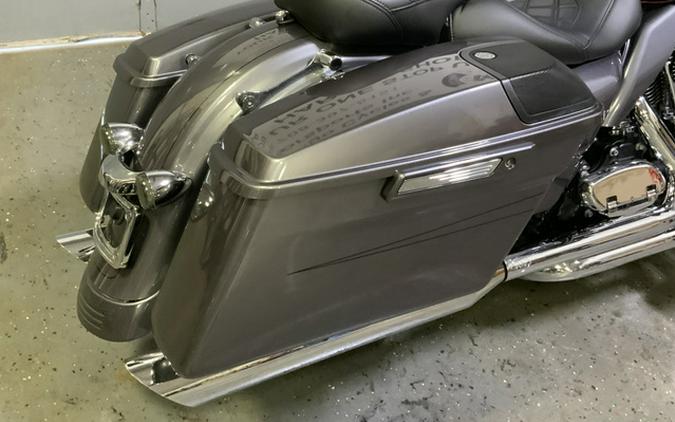 2014 Harley-Davidson Street Glide FLHXS Special