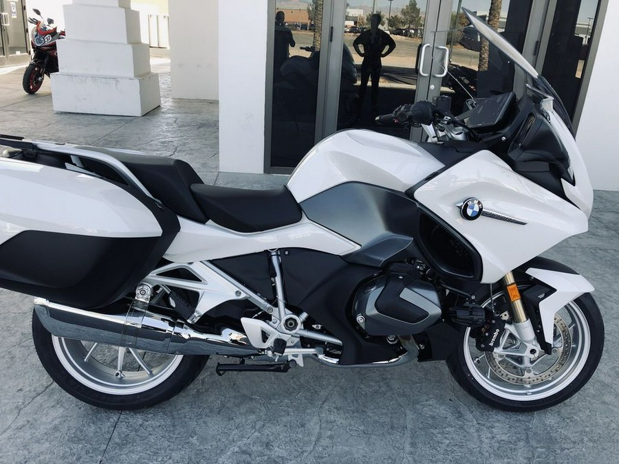 2021 BMW R 1250 RT Alpine White