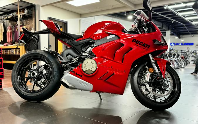 2024 Ducati Panigale V4