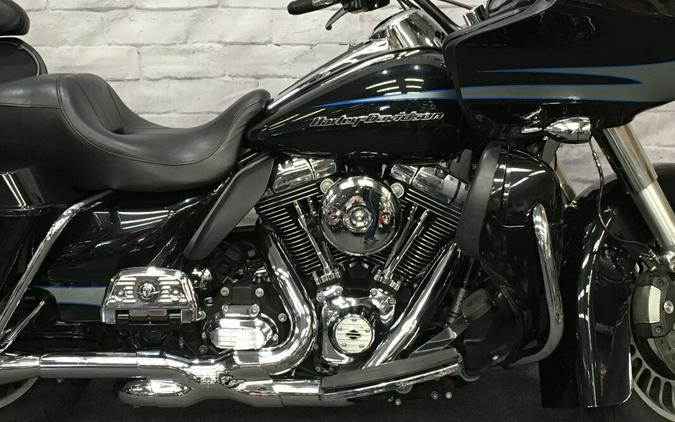 2013 Harley-Davidson Road Glide Ultra Midnight Pearl FLTRU