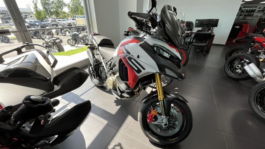 2024 Ducati MULTISTRADA V4 RS