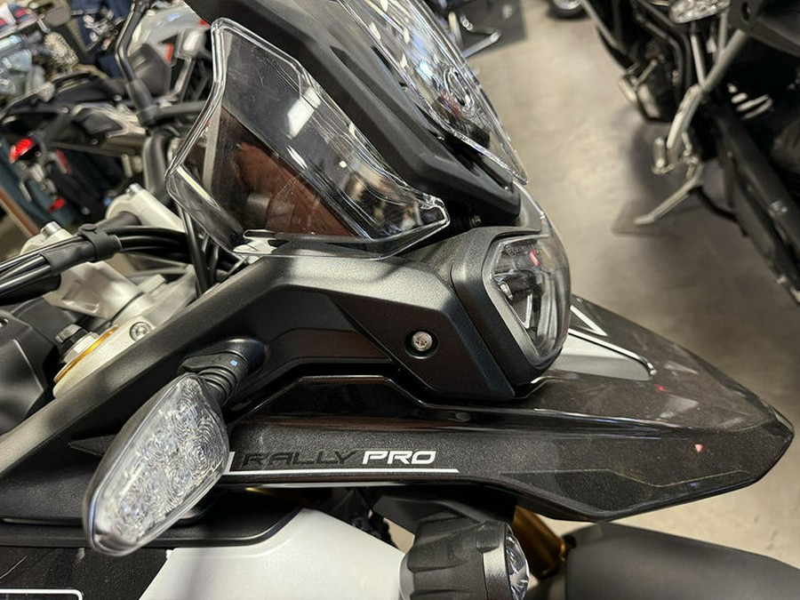 2025 Triumph Tiger 900 Rally Pro Carbon Black / Sapphire Black