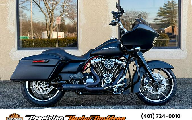 2017 Harley-Davidson® Road Glide® Special FLTRXS