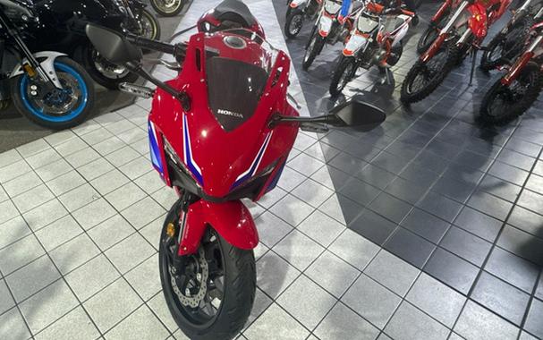 2025 Honda CBR500RA ABS