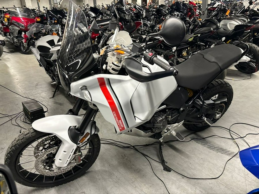 2025 Ducati DesertX