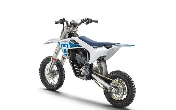 2023 Husqvarna Motorcycles EE 5