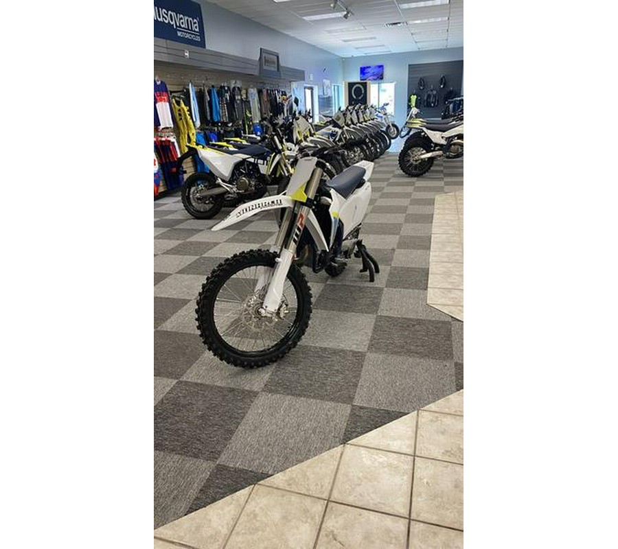 2025 Husqvarna® FC 350