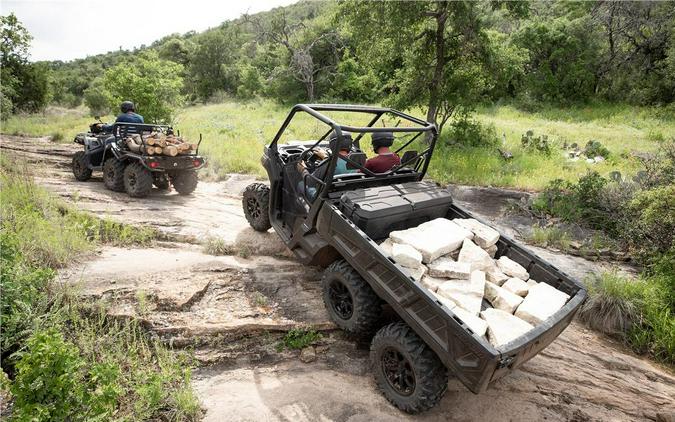 2020 Can-Am DEFENDER 6X6 DPS HD10