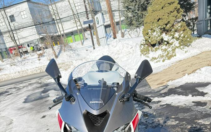 2025 Kawasaki Ninja ZX6R ABS