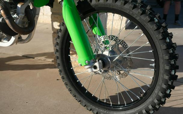 2025 KAWASAKI KX 450