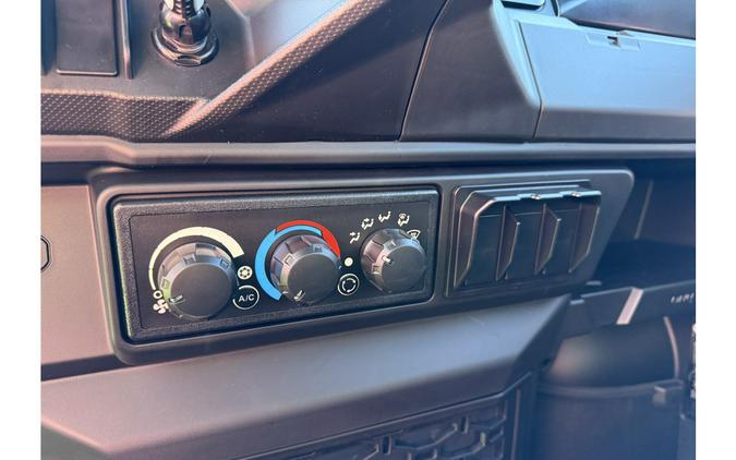 2026 Can-Am DEFENDER LIMITED HD11