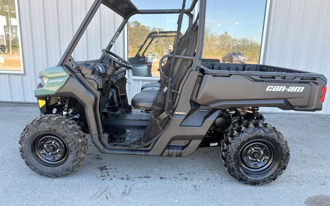 2026 Can-Am Defender DPS HD7