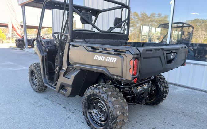 2026 Can-Am Defender DPS HD7