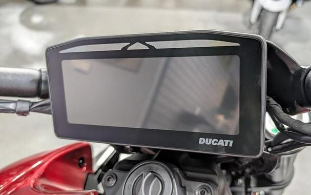 2026 Ducati XDiavel V4 Burning Red