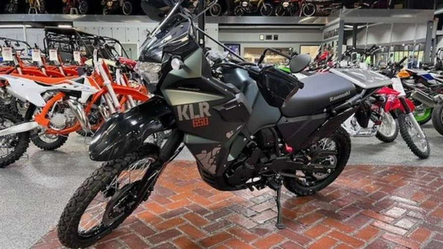 2025 Kawasaki KLR®650 Metallic Matte Old School Green ABS