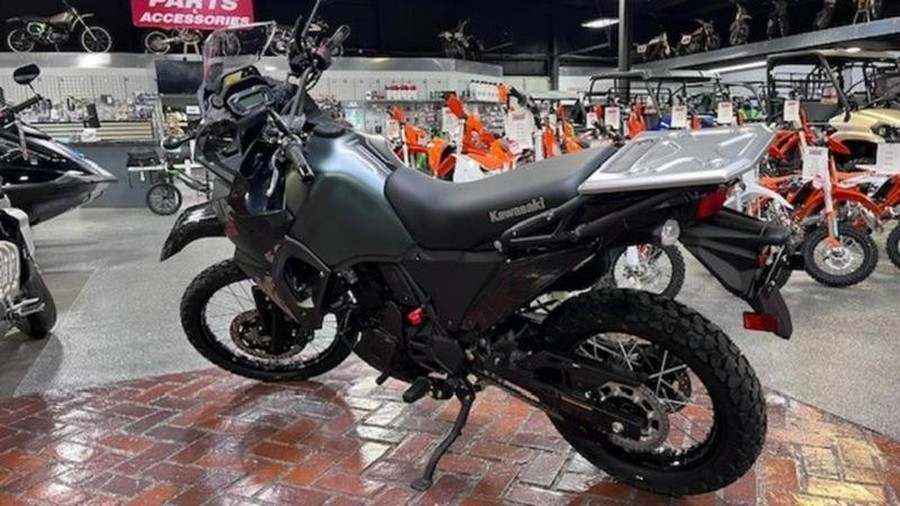 2025 Kawasaki KLR®650 Metallic Matte Old School Green ABS
