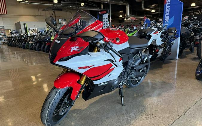 2026 Yamaha YZF R7 70Th Anniversary Edition