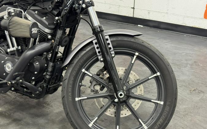 2017 HARLEY DAVIDSON 883 IRON