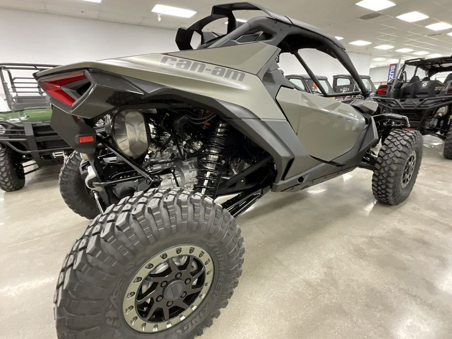2026 Can-Am® Maverick R X rc