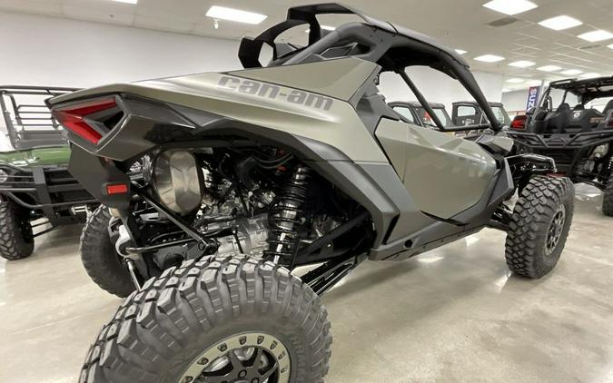 2026 Can-Am® Maverick R X rc