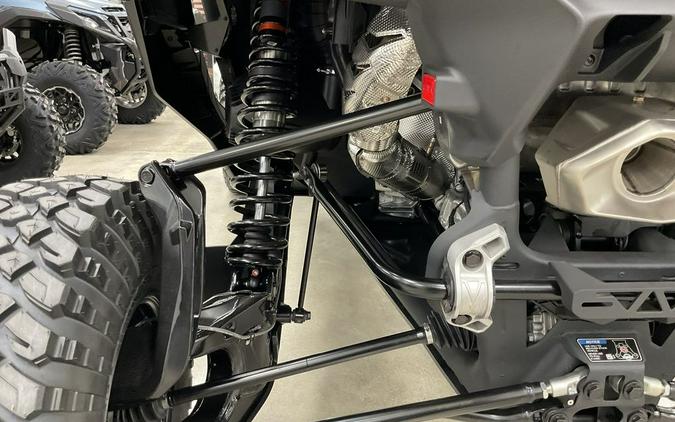 2026 Can-Am® Maverick R X rc
