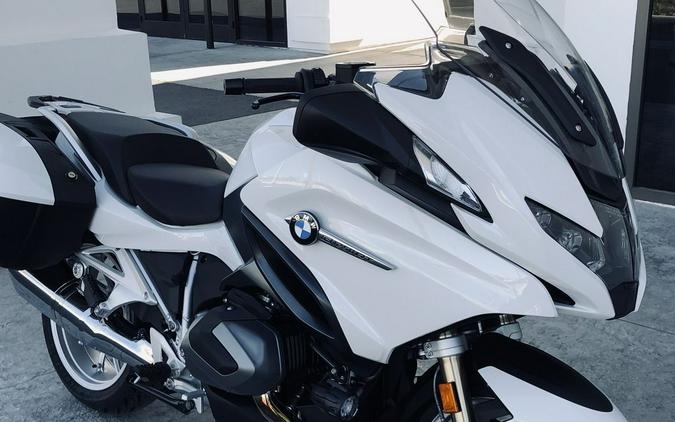 2021 BMW R 1250 RT Alpine White