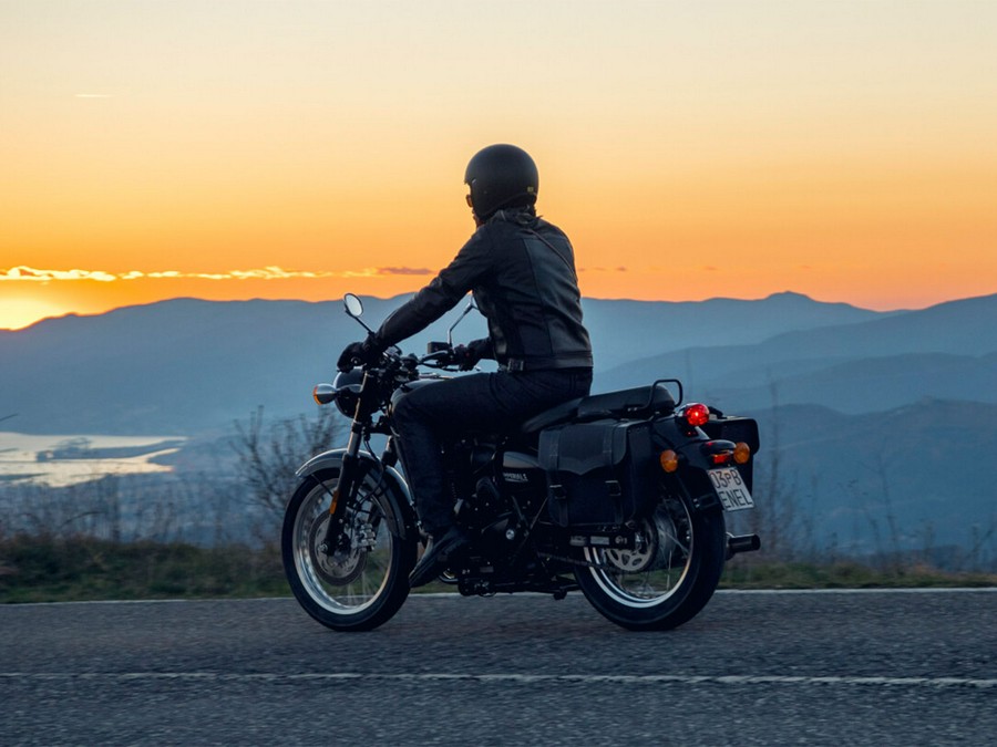 2025 Benelli Imperiale 400