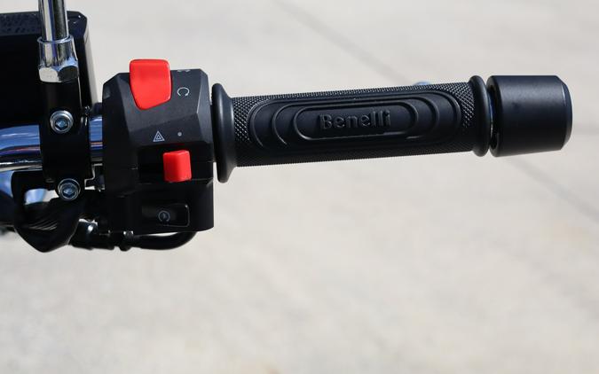 2025 Benelli Imperiale 400