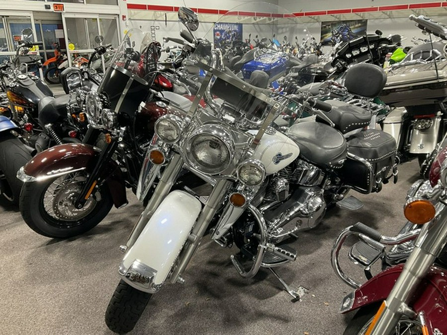 2004 Harley-Davidson Softail FLSTC - Heritage Classic