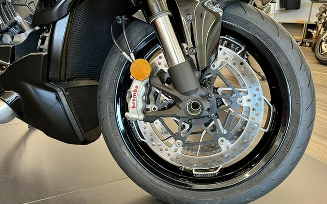 2024 Ducati Diavel V4 Black