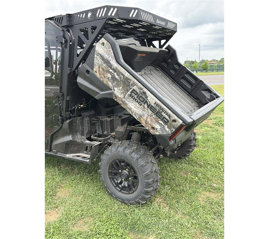 2025 Honda Pioneer 1000-6 Deluxe Crew