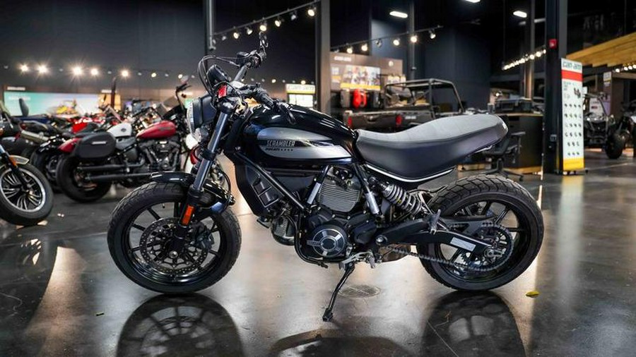 2016 Ducati Scrambler Sixty2 Shining Black