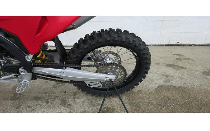 2026 Ducati Desmo450 MX