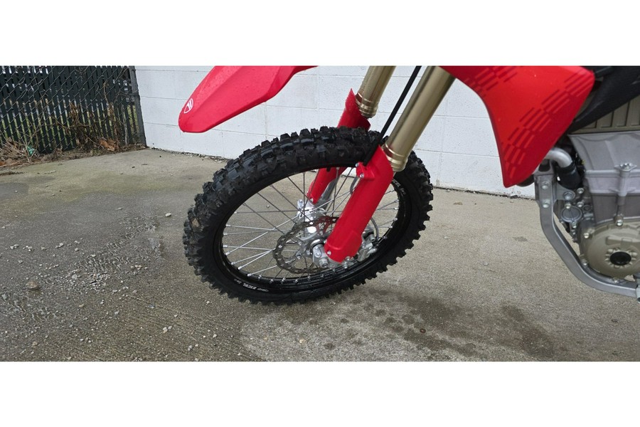 2026 Ducati Desmo450 MX