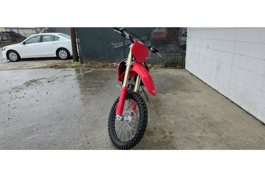 2026 Ducati Desmo450 MX