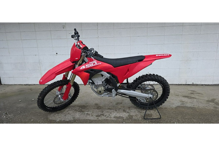 2026 Ducati Desmo450 MX