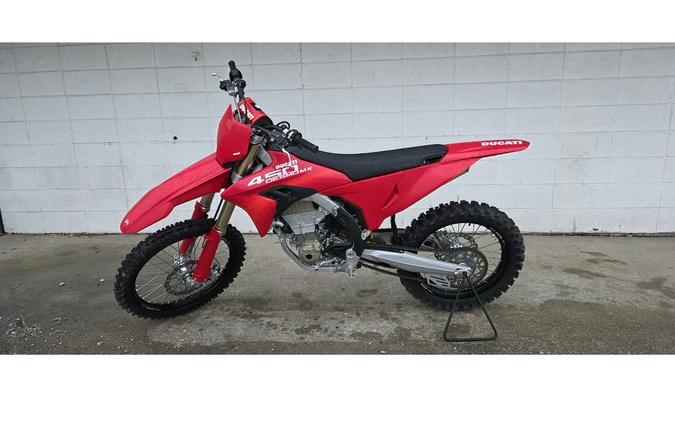2026 Ducati Desmo450 MX