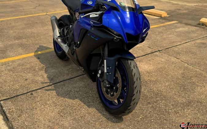 2022 Yamaha YZF-R1