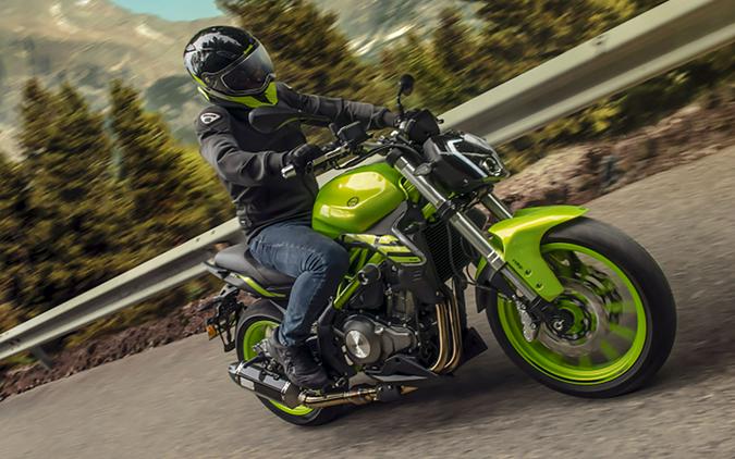 2024 Benelli 302S