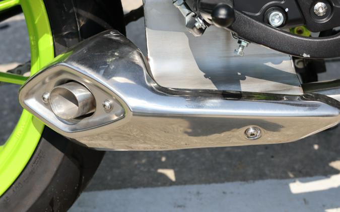 2024 Benelli 302S