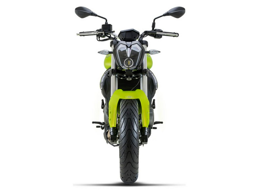 2024 Benelli 302S
