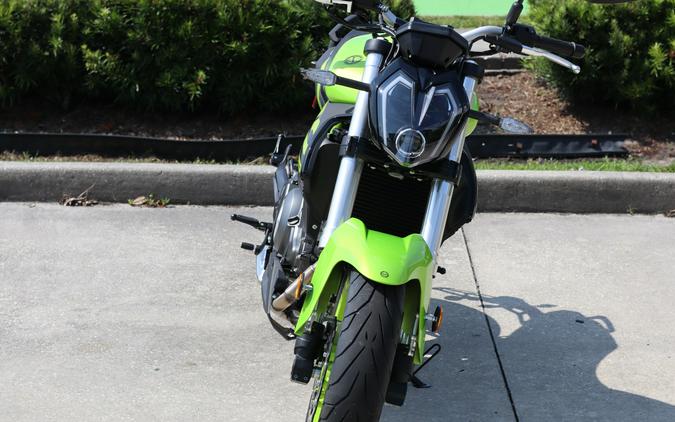 2024 Benelli 302S