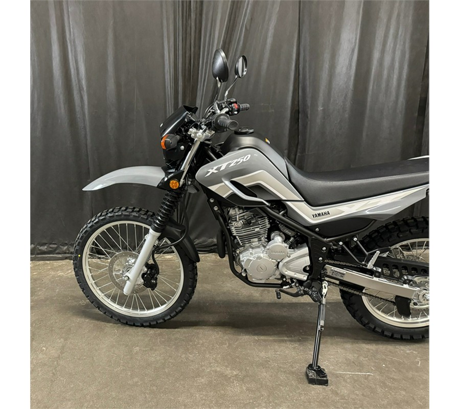 2025 Yamaha XT250