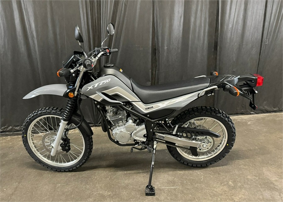 2025 Yamaha XT250